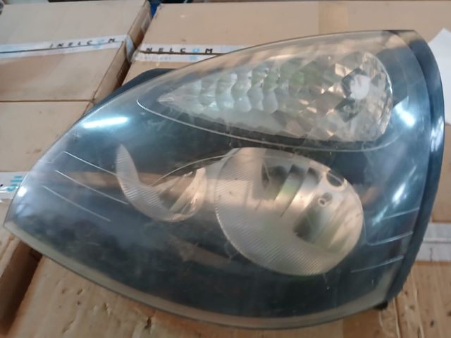FARO DELANT IZQ RENAULT CLIO