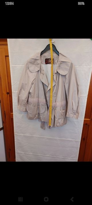 Chubasquero de Bimba y Lola.