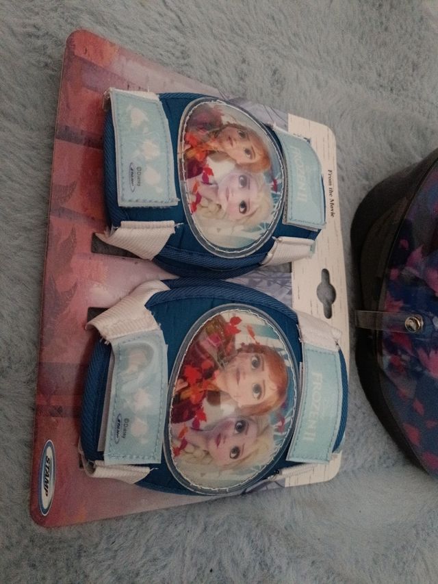 Casco y protector coderas y rodillas