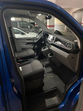 Volkswagen Caravelle 2020 (monovolumen)