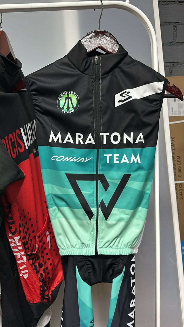 Equipación maillot y culotte