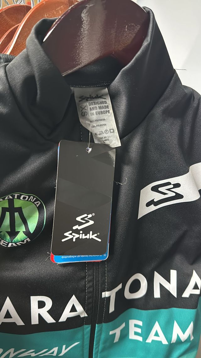 Equipación maillot y culotte