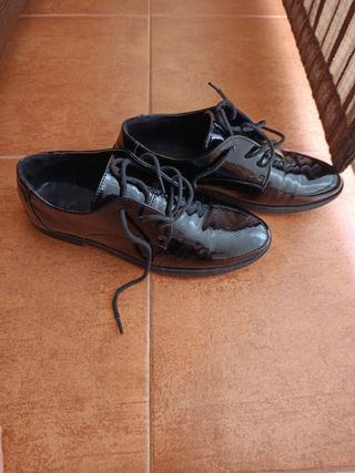 Zapatos negros