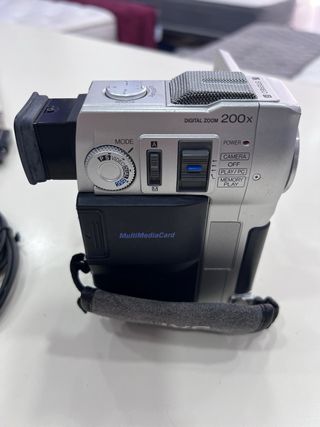 Camara video digital JVC