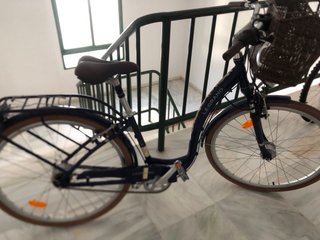 Bicicleta azul talla M de paseo