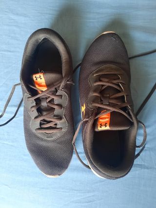 Zapatillas usadas gris, 44 Under Armour
