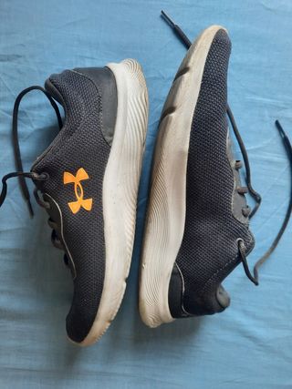 Zapatillas usadas gris, 44 Under Armour