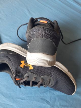 Zapatillas usadas gris, 44 Under Armour