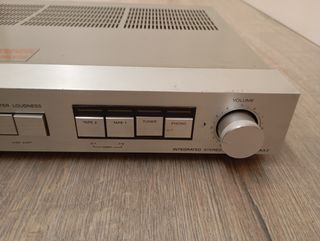 Amplificador de época SONY TA-AX2