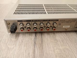 Amplificador de época SONY TA-AX2