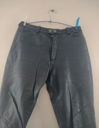 Pantalón de cuero Bering talla 44