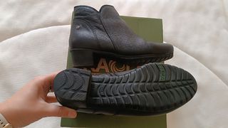 Botines negros de piel mujer 