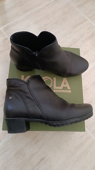Botines negros de piel mujer 