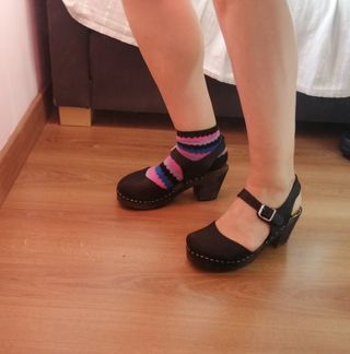 Zuecos de piel 