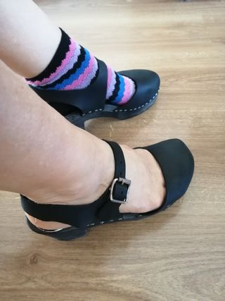Zuecos de piel 