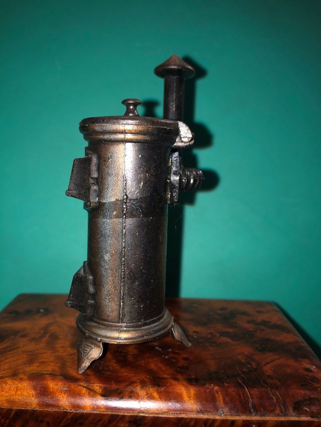 Temperamatite in metallo, collezione, vintage