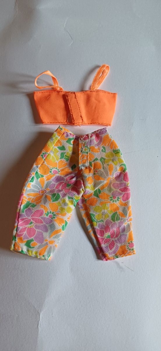 Abito Barbie pantalone e top