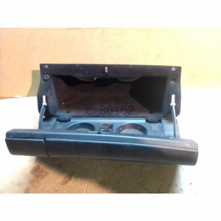 Guantera Mercedes Benz Clase E (W210) (199 c_86162