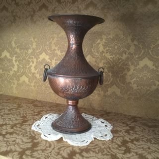 Anfora/vaso in rame altezza cm. 24 con anelle