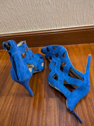 Sandalias abotinadas Zara 