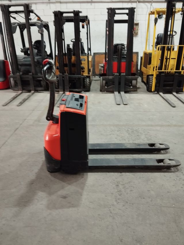 TRANSPALETA ELECTRICA.