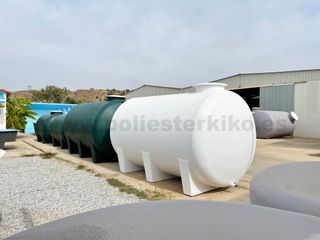 DEPOSITOS DE POLIESTER REFORZADO