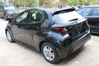 Mazda 2 1.5 85 kW (116 CV) CVT Centre-line