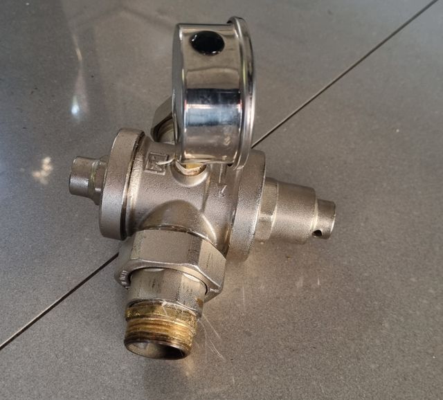 Válvula reductora de presión