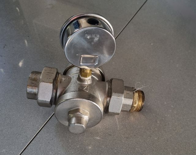 Válvula reductora de presión