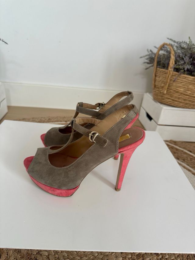 Sandalias plataforma. Talla 39