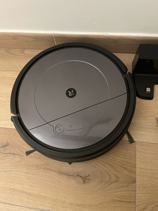 Robottino aspira e lava IRobot