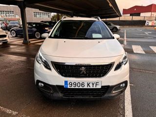 Peugeot 2008 Signature 1.2 PureTech 60KW (82CV)