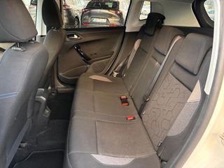 Peugeot 2008 Signature 1.2 PureTech 60KW (82CV)