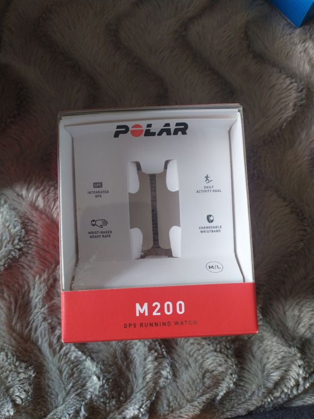 Caja Polar M200