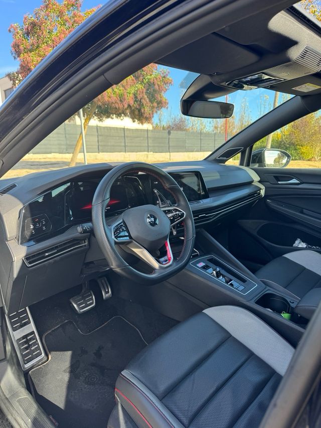 VW Golf GTI CLUBSPORT 45 - AKRA