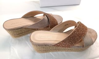 Sandalia mujer cuña look brillo esparto talla37