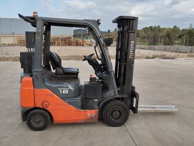 CARRETILLA DIESEL TOYOTA