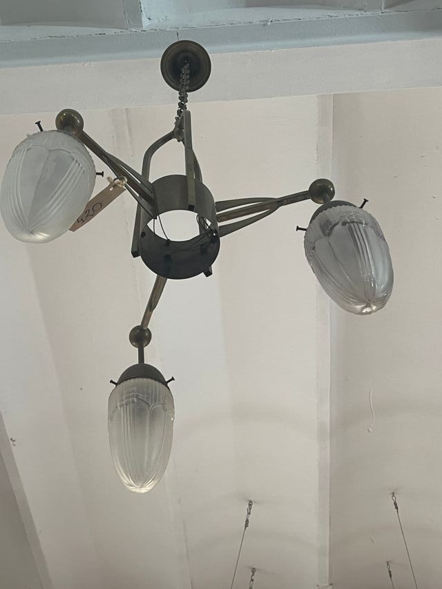 Lámpara de techo modernista