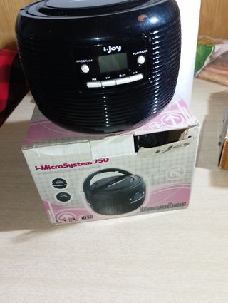 Radio c d