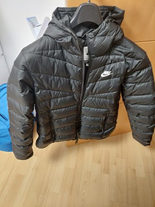 CAZADORA NIKE