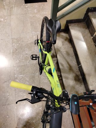 Bicicleta rockrider ST100 con mejoras