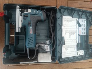 Bosch  sierra de calar GST 150 CE