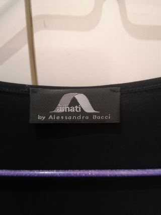 Maglia elegante nera con strass