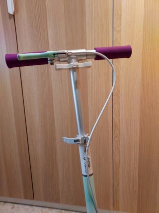 Se vende patinete oxelo mid 9 con freno 