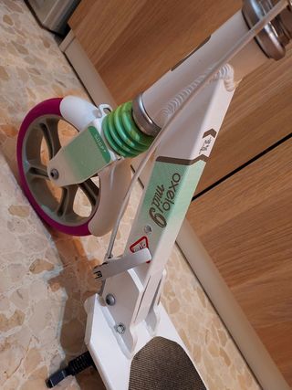 Se vende patinete oxelo mid 9 con freno 