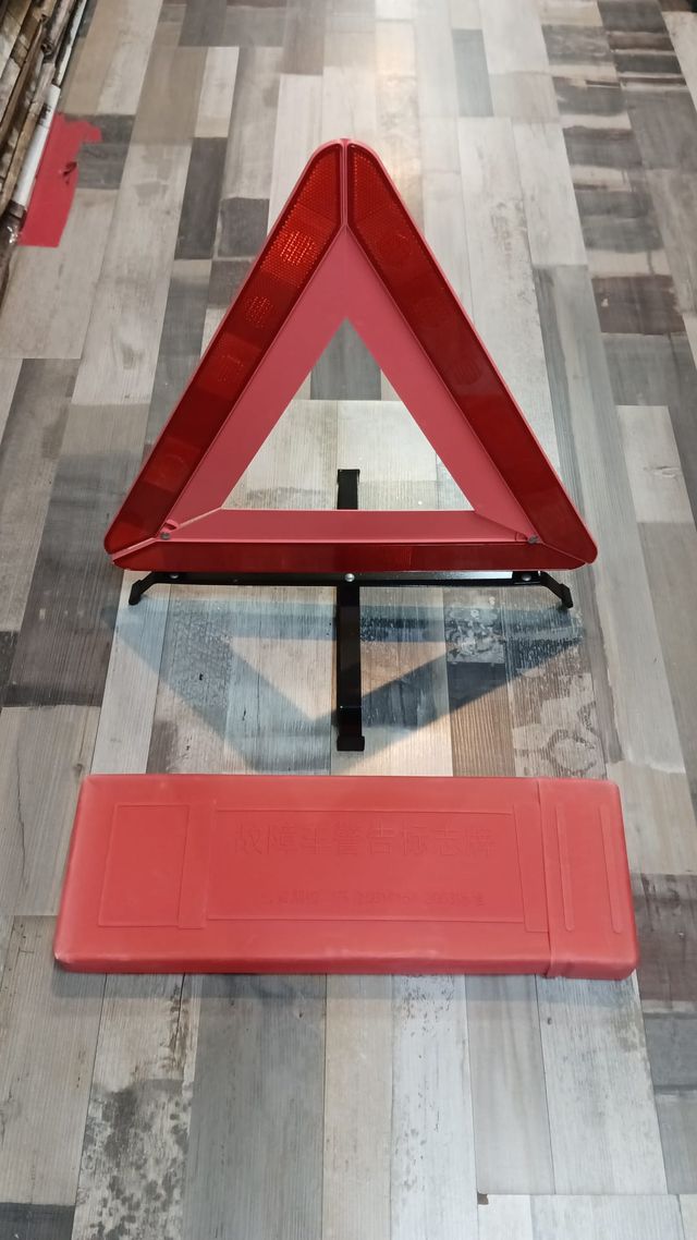 TRIANGULO DE SEGURIDAD