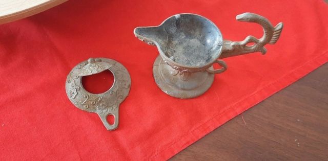 Anfora Vintage di metallo