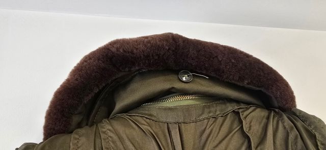 Chaqueta militar con forro de piel