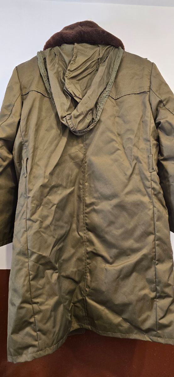 Chaqueta militar con forro de piel