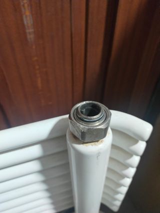 Radiador toallero DE AGUA